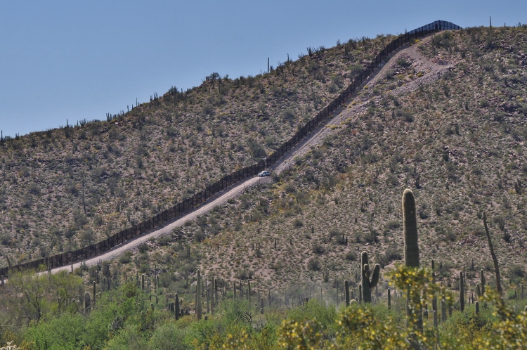 US-Mexico border fence